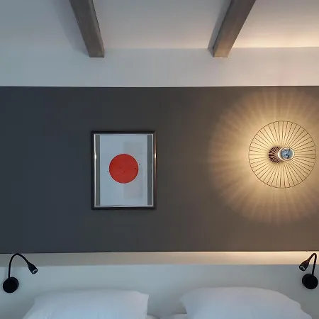 Unique With Garden And Sea View Apartament