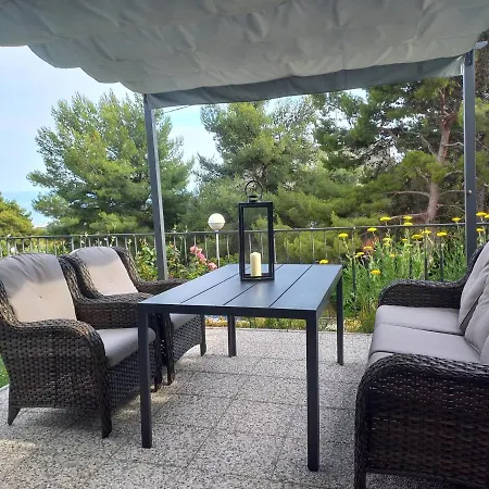 Apartment Unique With Garden And Sea View Split